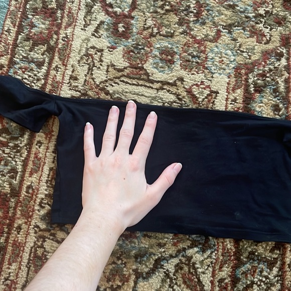 Aerie off the shoulder black crop top - Picture 4 of 6